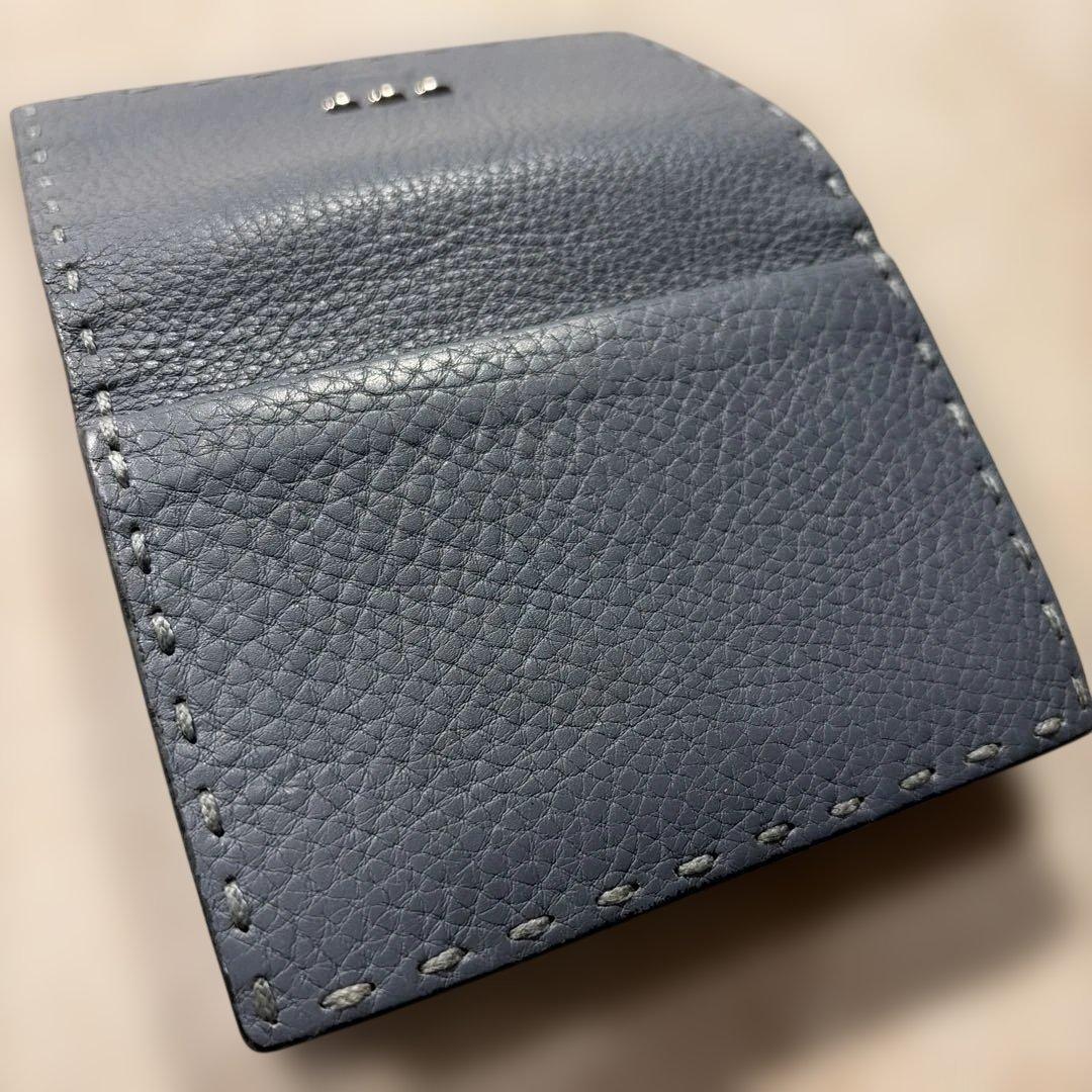 FENDI 名刺入れ