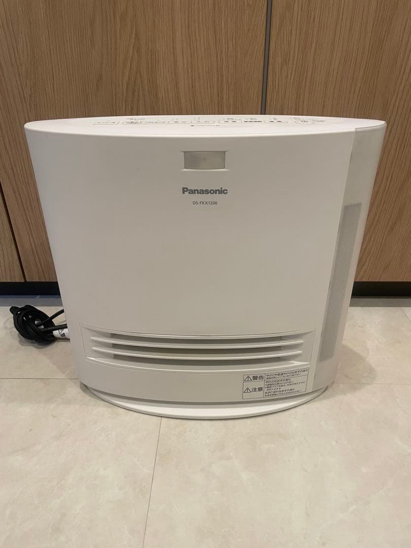 Panasonic 加湿セラミックファンヒーター　DS-FKX1206