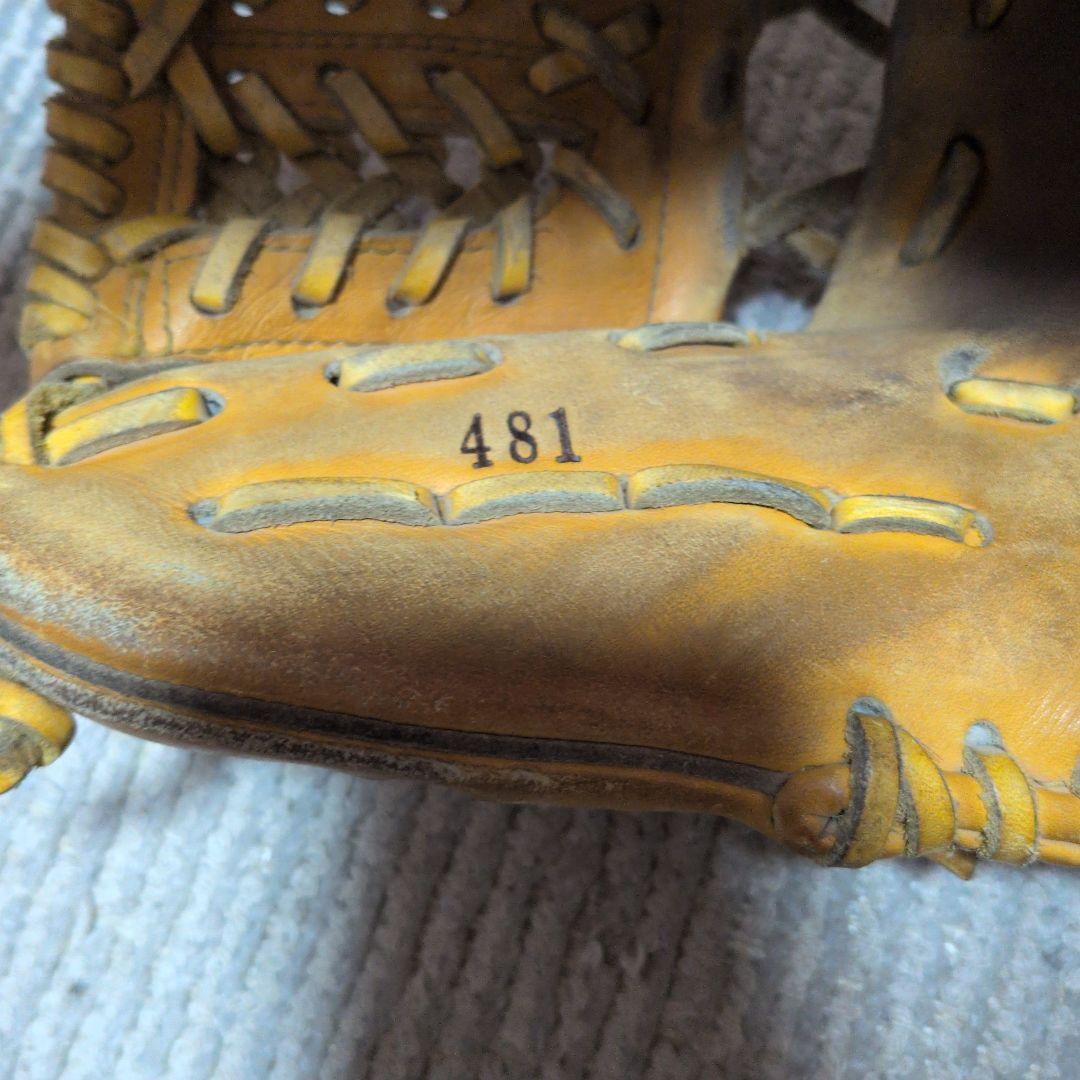 Zeeems 硬式内野用グローブ