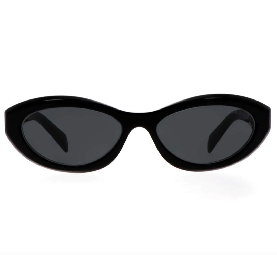 aespaカリナ着用 PRADA サングラス