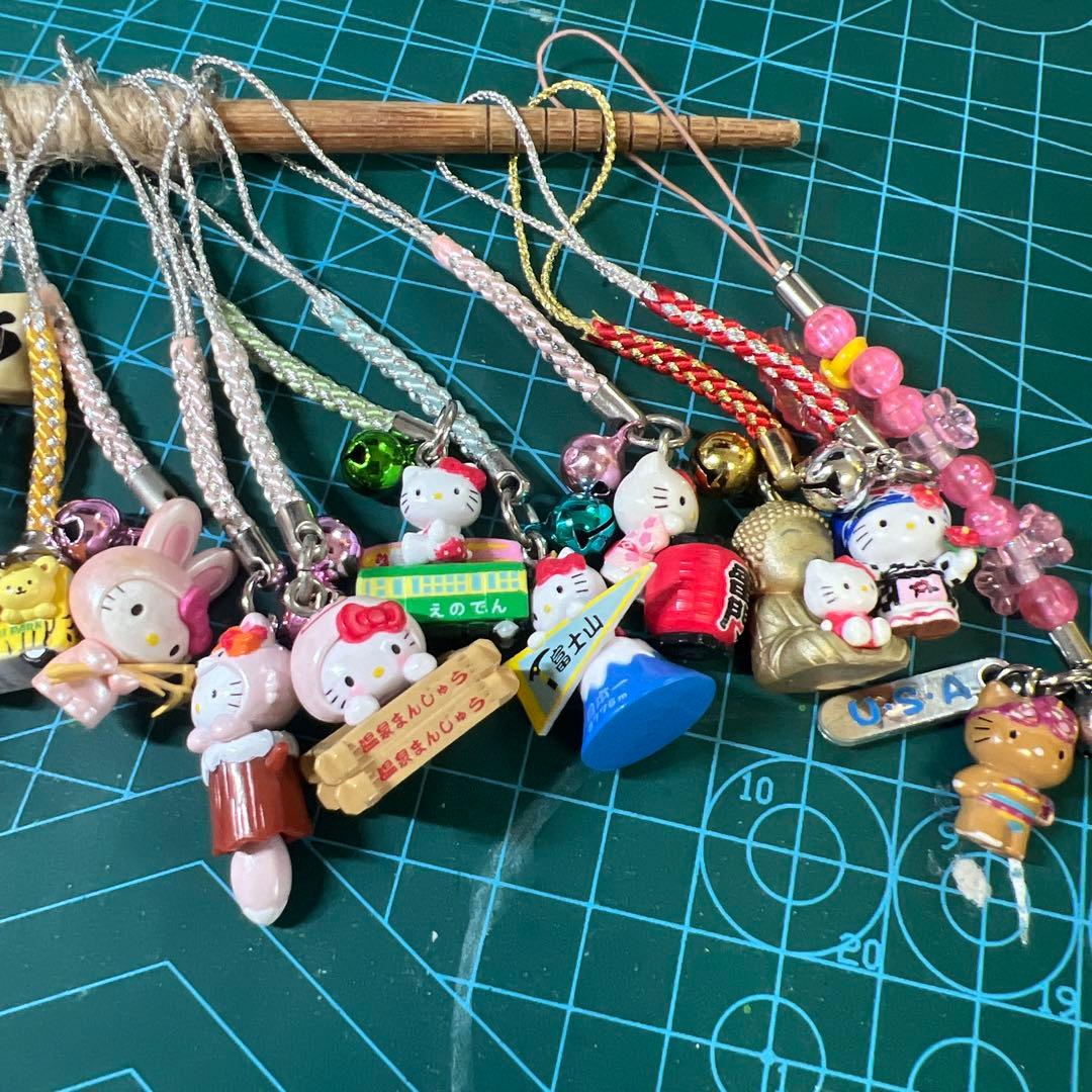 ご当地キティ　根付け　ストラップ　ハローキティ　まとめ売り