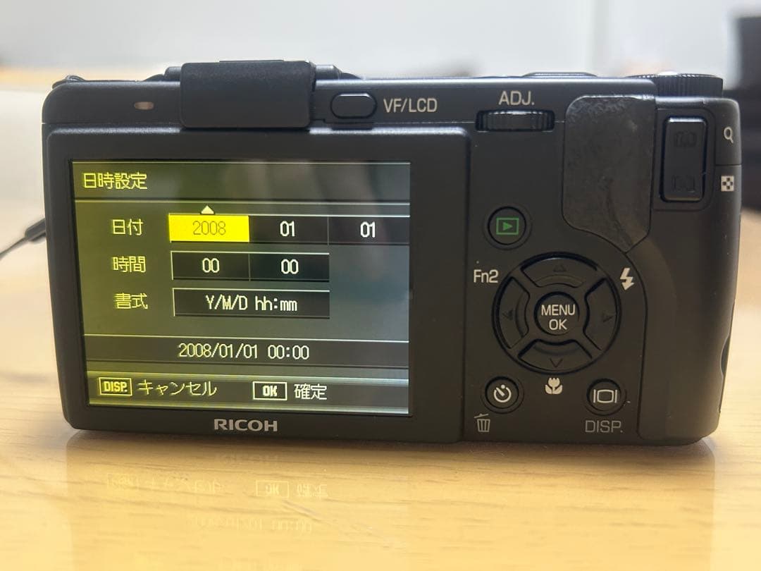 RICOH GX200（リコー GX200）