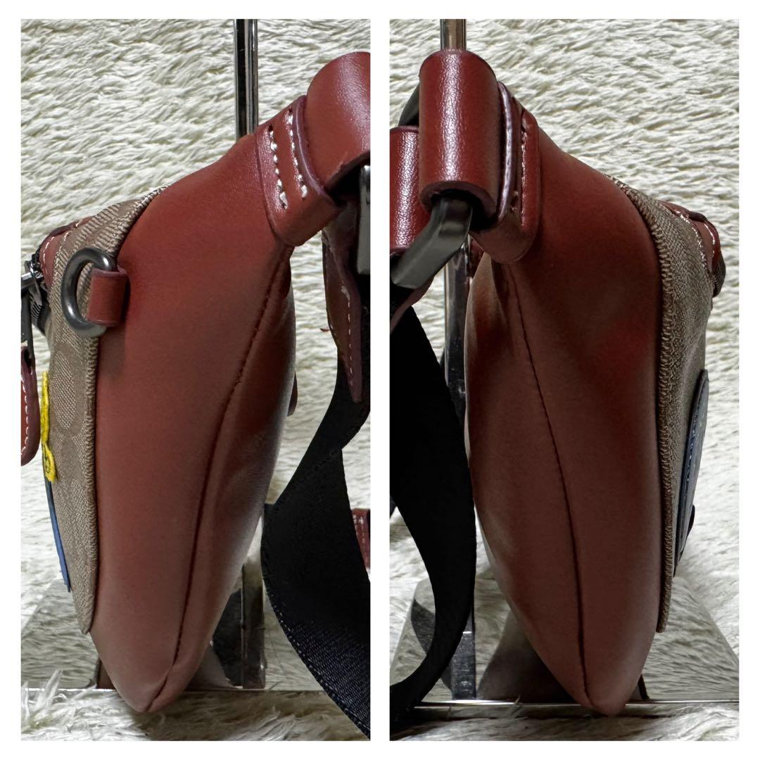 コーチ　ウエストポーチ　スヌーピー　コラボ　シグネチャー　斜め掛け　ボディバッグ