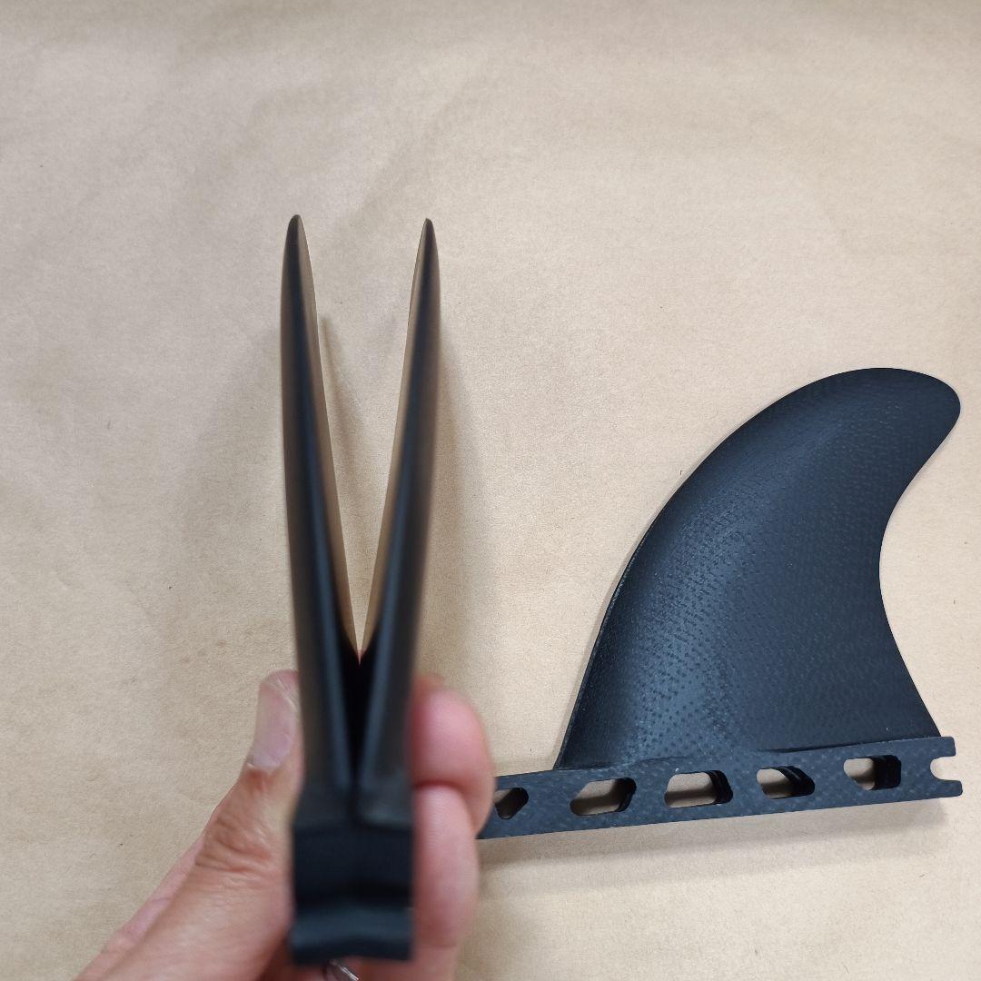 フューチャーフィン対応　BLACK　ＶＯＬＡＮカラー クワッドフィン