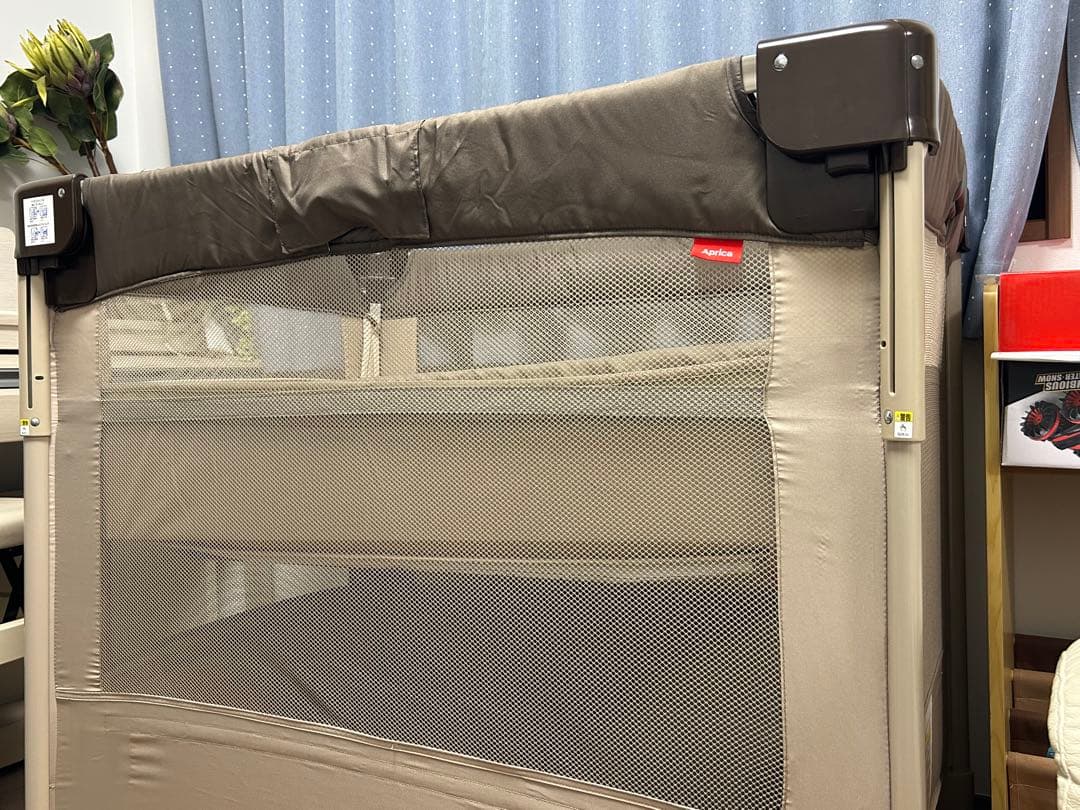 【ねこ】アップリカ Aprica ベビーベッド　ココネルエアー