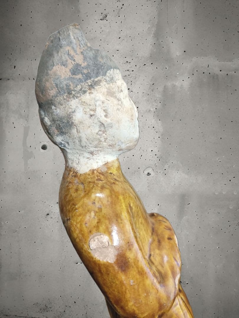 加彩人物俑　唐三彩　中国美術　時代物　骨董アンティーク