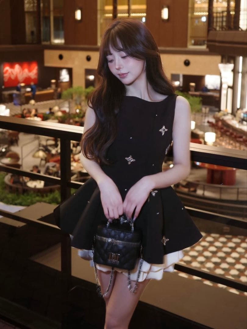 Darich♡ビジューフレアバルーンミニドレス　(BLK・FLサイズ)