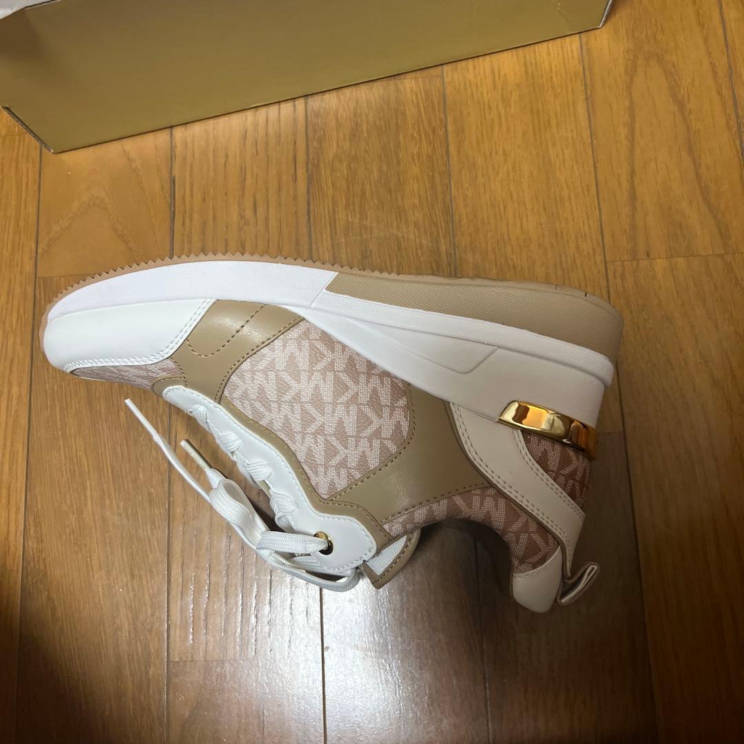 MICHAEL KORS MKロゴスニーカー ベージュ/ホワイト