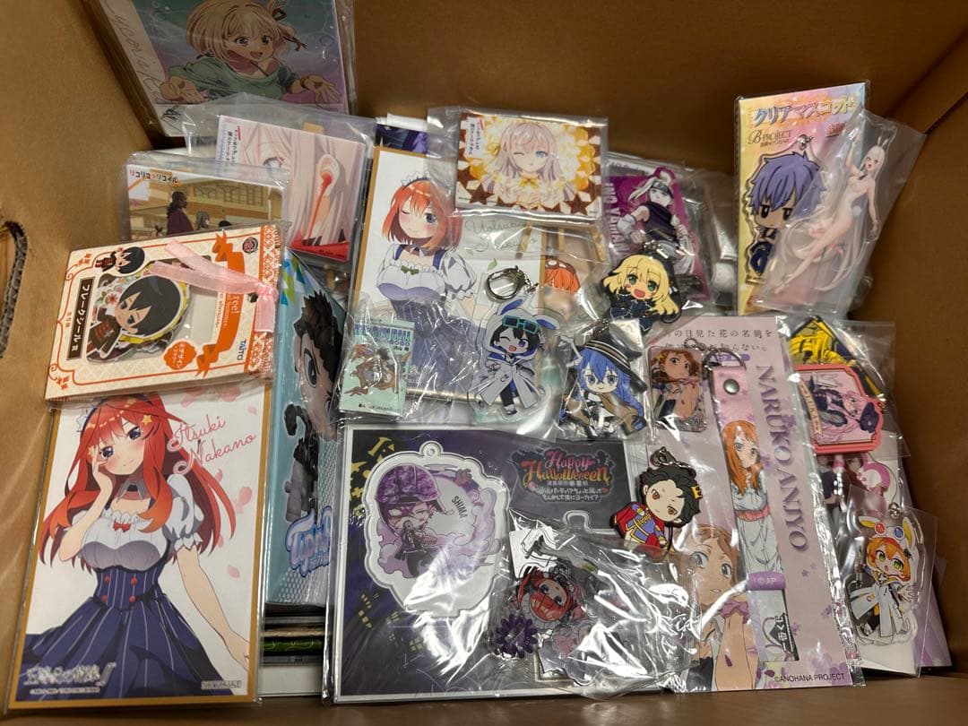 400 アニメグッズ　人気　ジャンプ　萌え　美少女　少年　漫画　大量