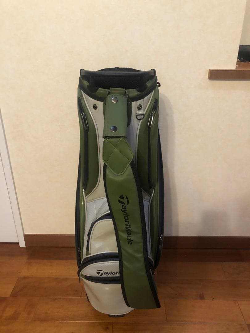 2022年モデル日本正規品 テーラーメイド TM22オーステックキャディーバッグ
