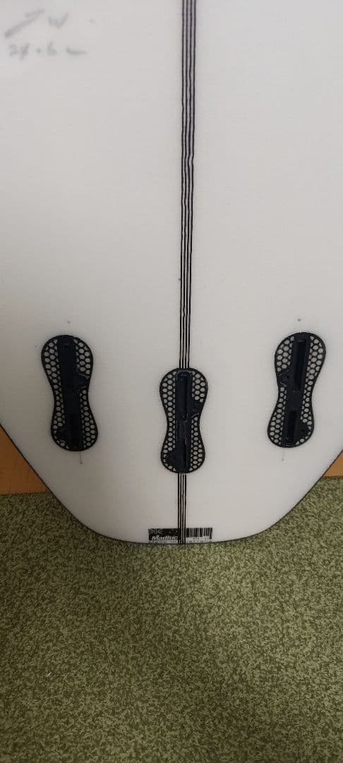 JSブラックBOX size5.6 19' 2'3/16 24.6L