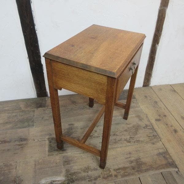 イギリス アンティーク 家具 サイドキャビネット ナイトテーブル 6080e