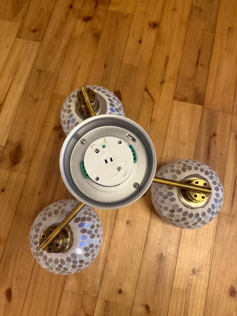 【展示品】シーリングライト レフティア 3灯 E26 LED 電球付き 10畳