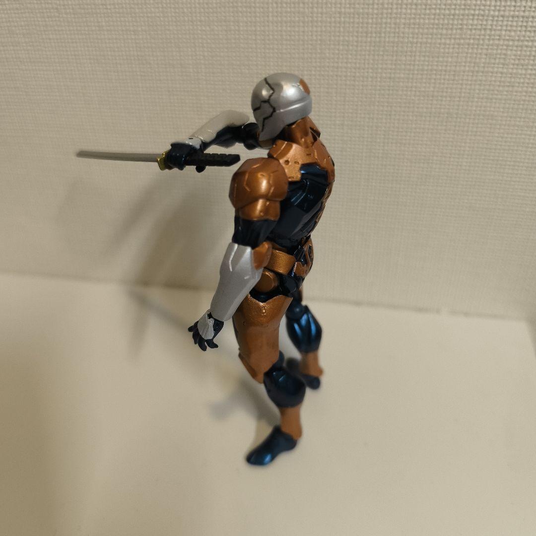 メタルギア サイボーグ忍者 フィギュア