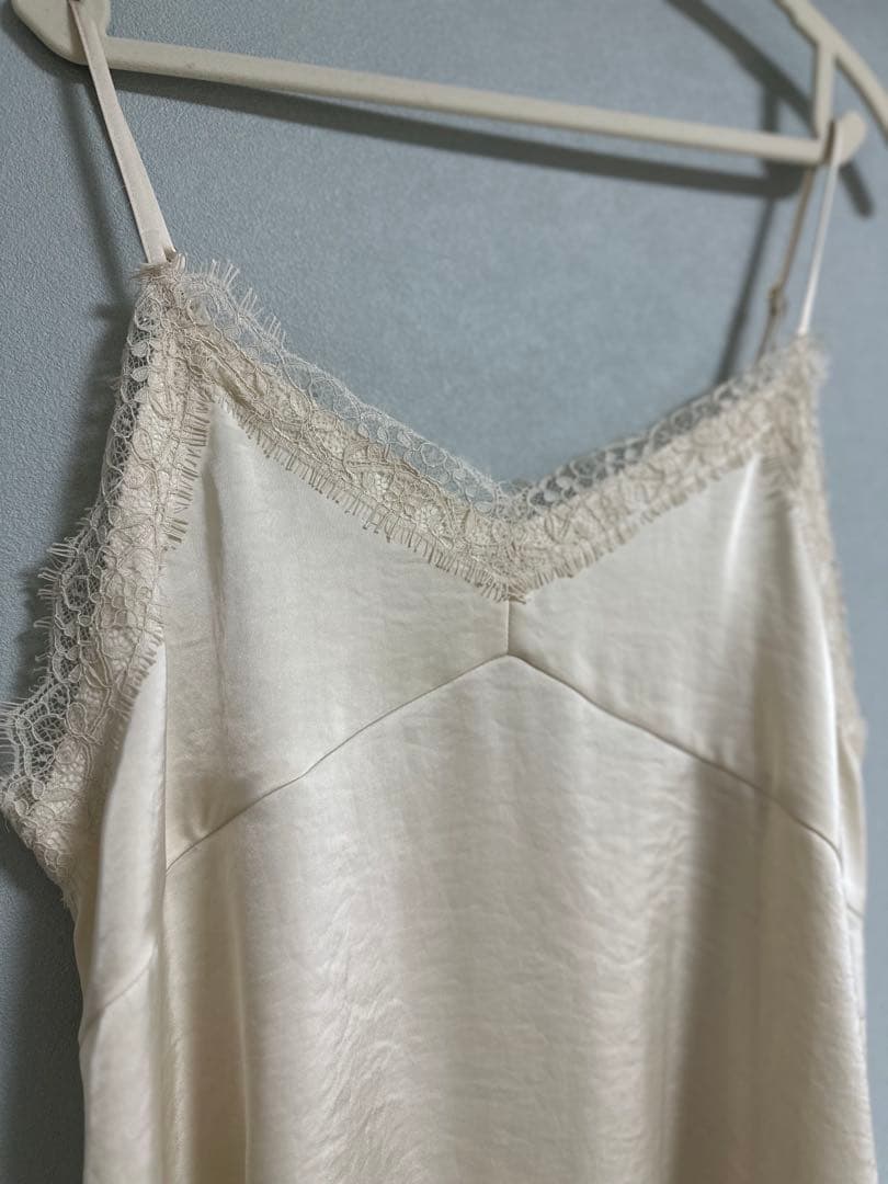 【新品未使用】ラウンジドレス　レースキャミ　アイボリー
