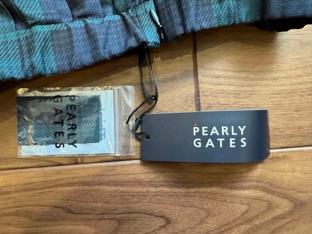 新品タグ付　Pearly gates スカート　sizeＯ