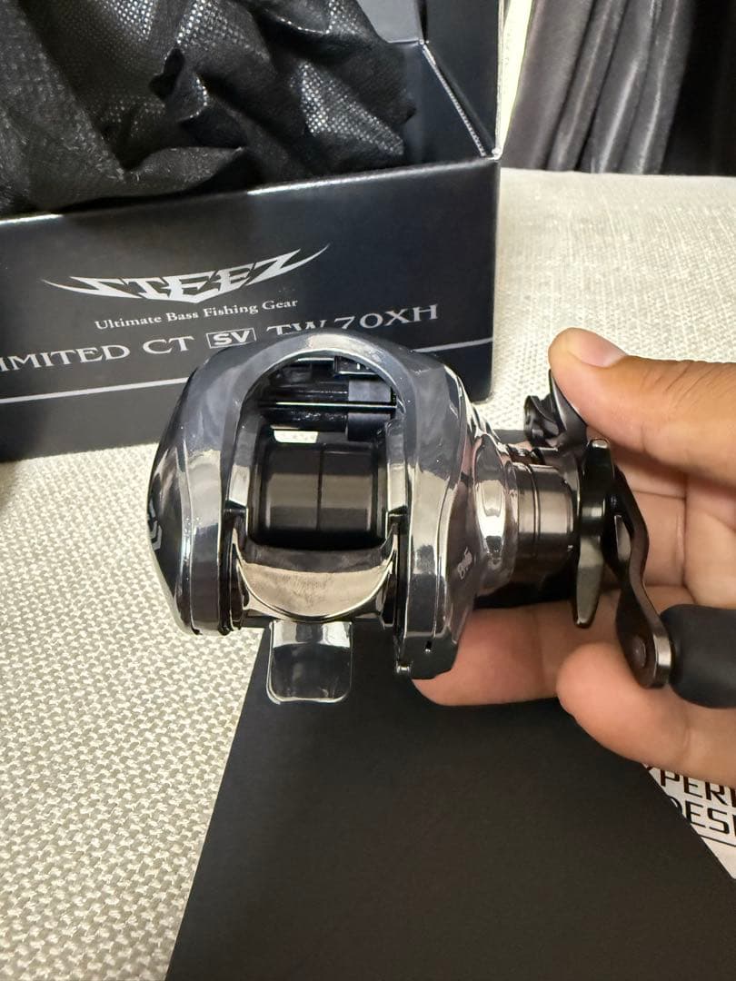 ダイワ　25スティーズリミテッドct sv tw 右巻き