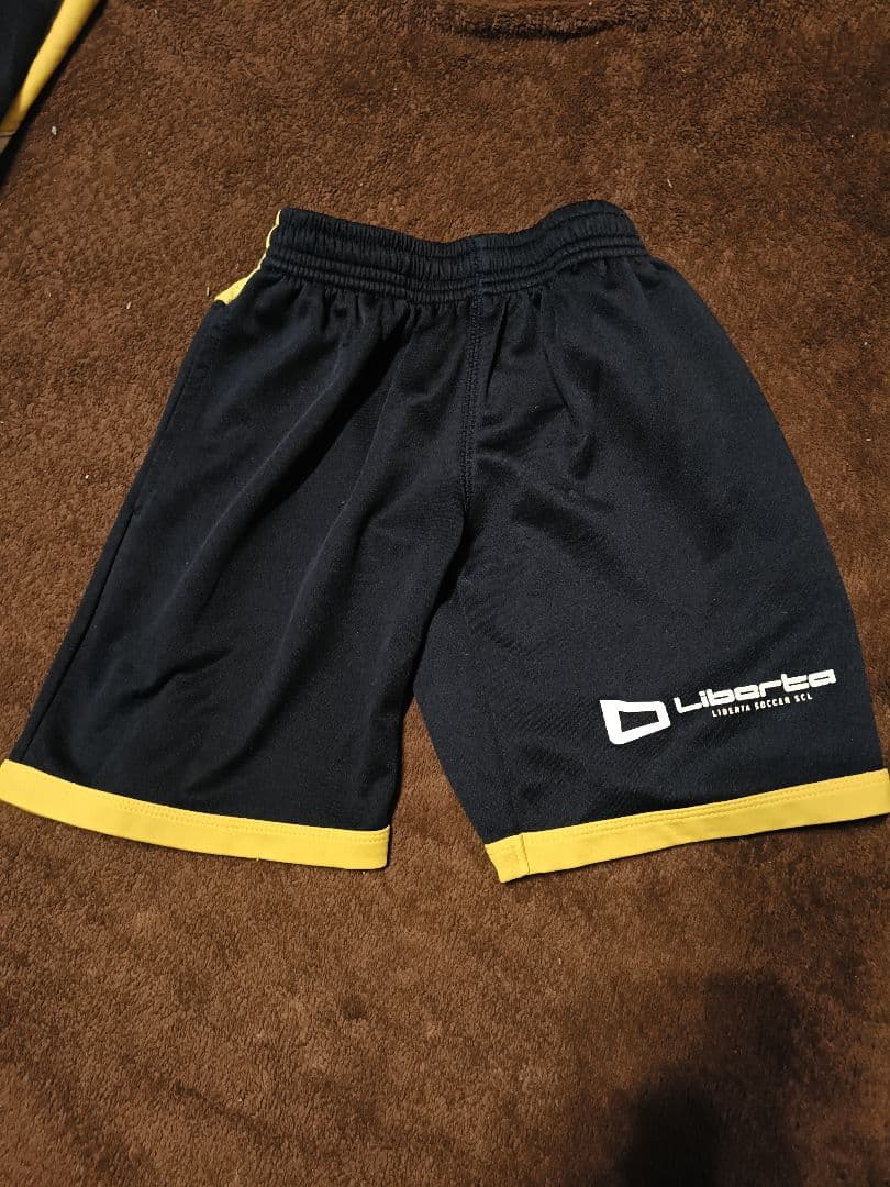 【4点セット】リベルタ　ジャージ ウェア 上下 liberta　130cm