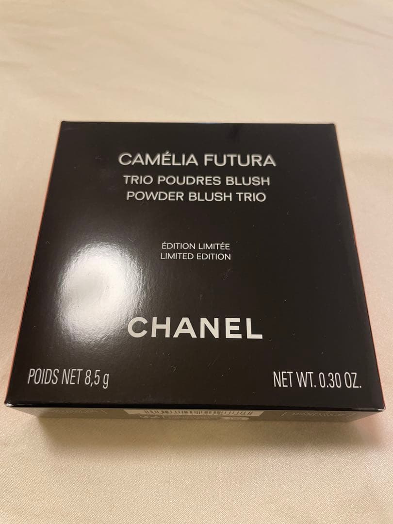 CHANEL カメリア フトゥーラ パウダーチーク