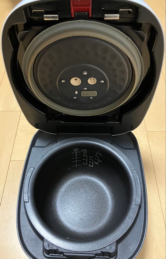 TIGER JPC-A102-WE 炊飯器 IH加熱方式