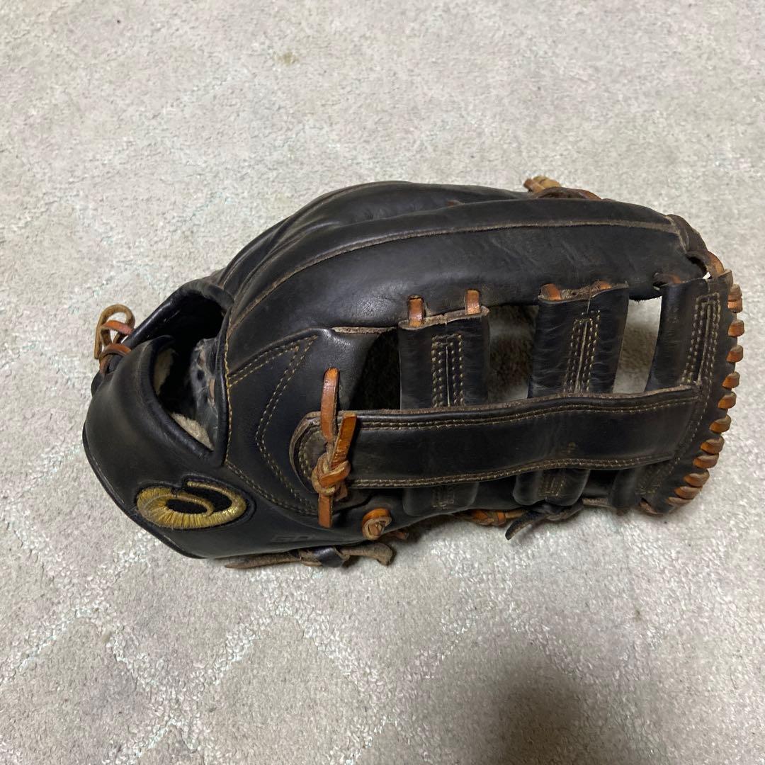 野球用品撤廃したアシックスの硬式レザーグローブ ダークブラウン