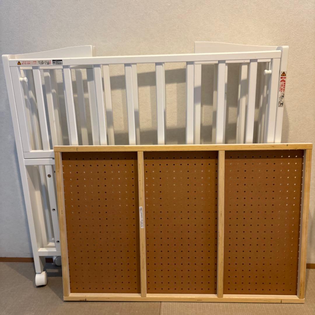 お値下げ中⭐︎カトージ　ベビーベッド　ホワイト　02700