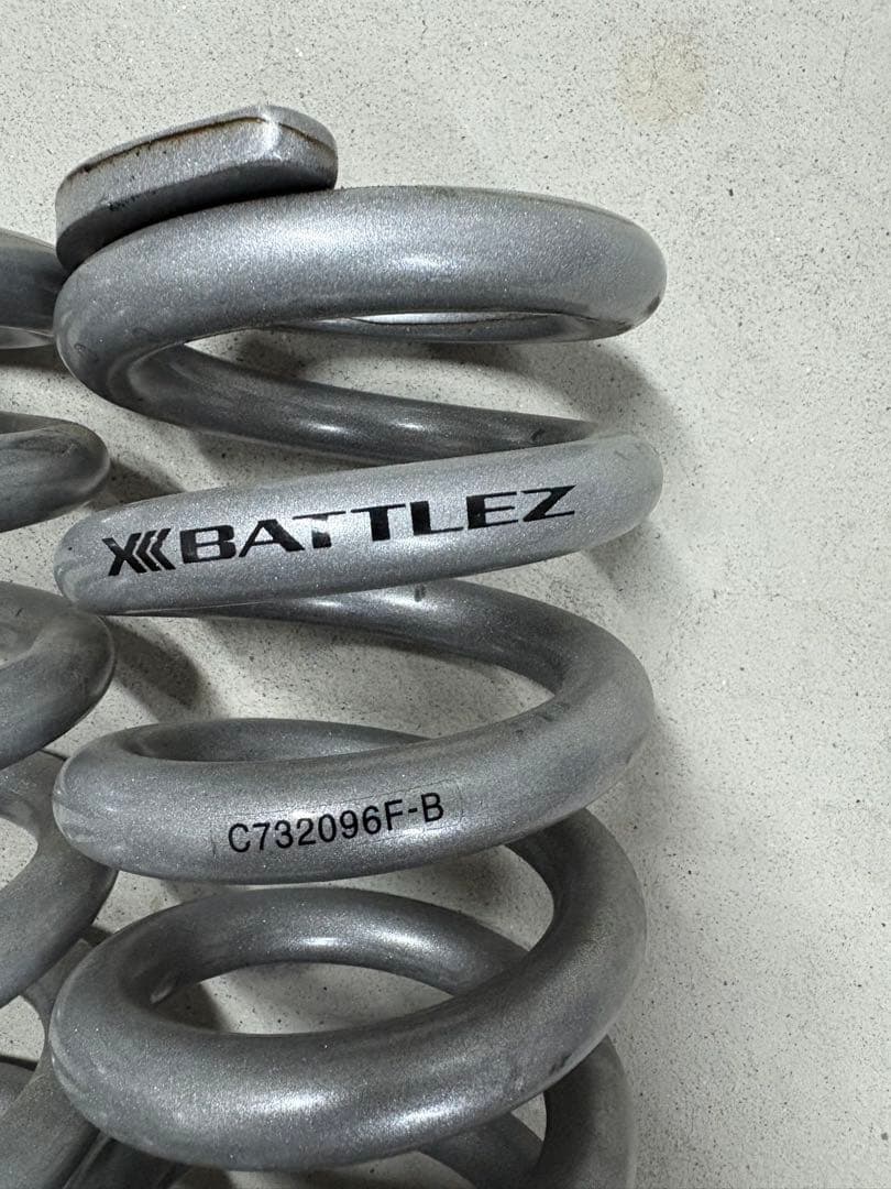 BATTLEZ サスペンションスプリング 2本セット