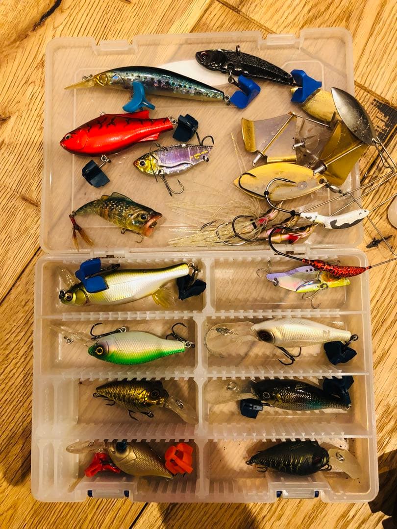 メガバス　ルアー各種　40個　まとめ売り　ドッグX グリフォン　その他　ケース付