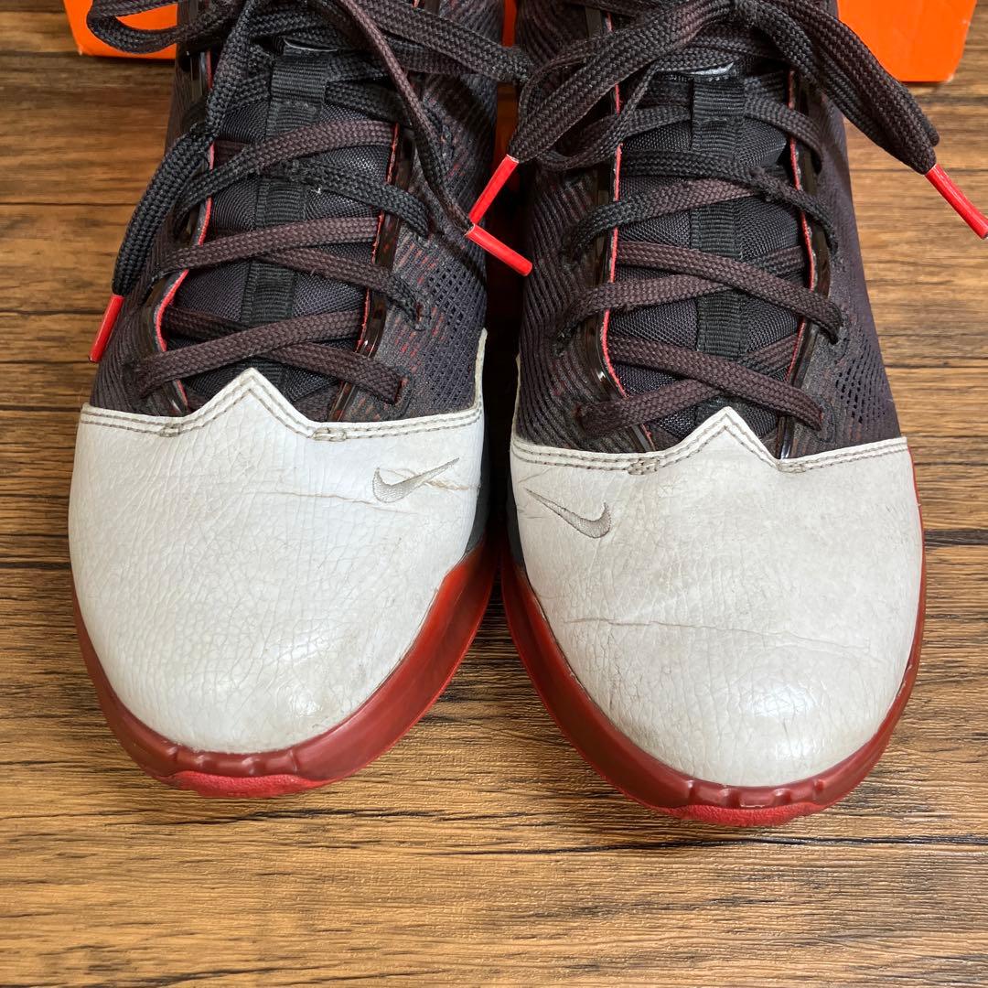 （K25767）ナイキ レブロン・ジェームズ 19 26.0㎝ バスケットボール