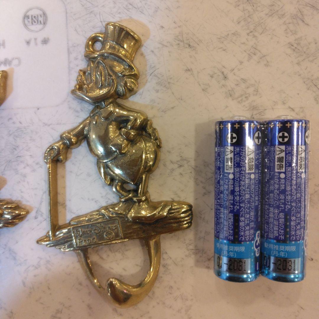 ディズニーキャラクター 壁フック 4個セット　イタリー製