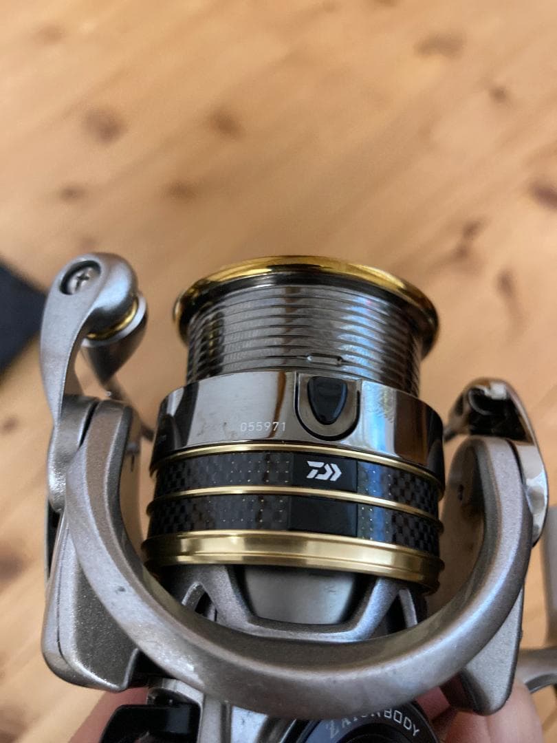 【値下げしました】DAIWA LUVIAS リール