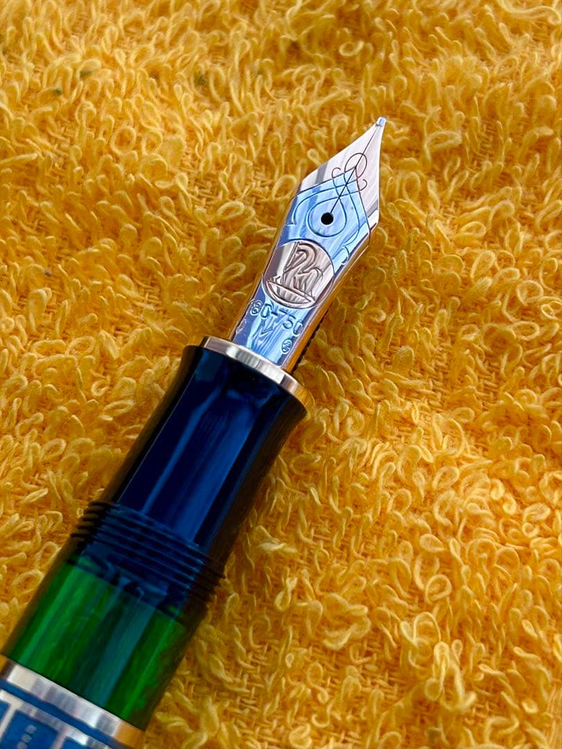 ペリカン ビッグトレド M900 万年筆 M 中字　EN刻印