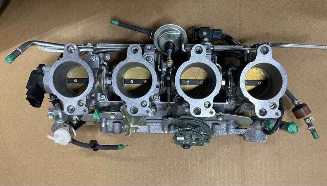 トヨタ 純正 AE101 4スロットル