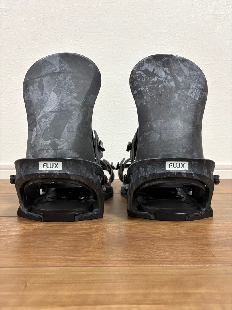 ケンタロウさん　専用　FLUX SR ビンディング 25-26 Mサイズ