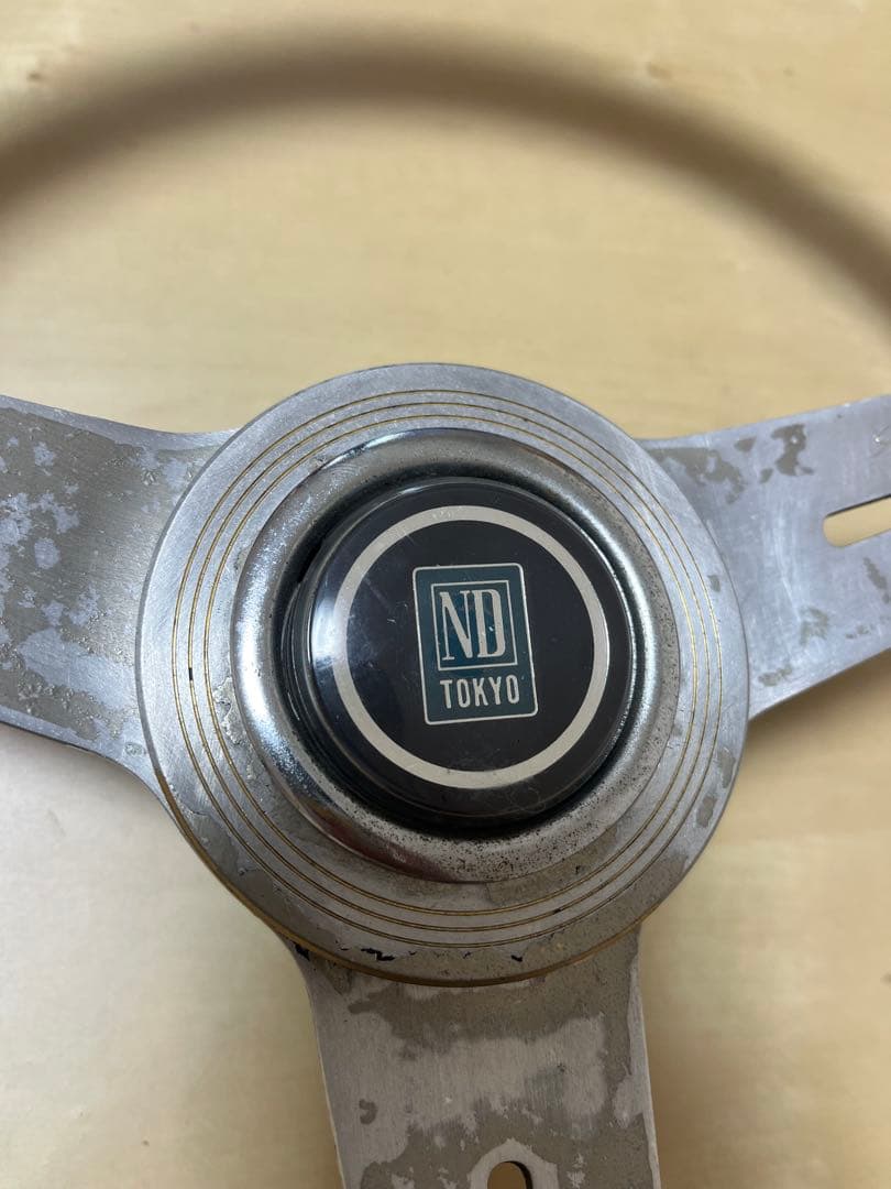 ナルディtokyoステアリング　BOSS付き ブラウン/シルバー