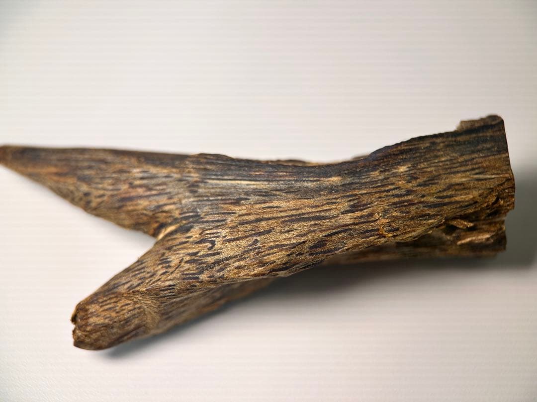 お香 天然沈香 六国五味聞香用 伽羅 香木 4-S-9.137