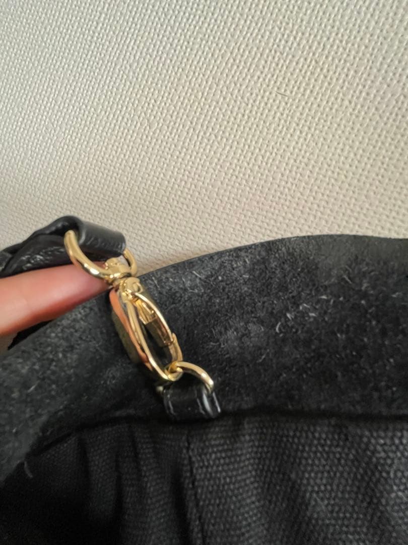 ⭐︎イントキシック ⭐︎intoxic nouerレザーバッグ