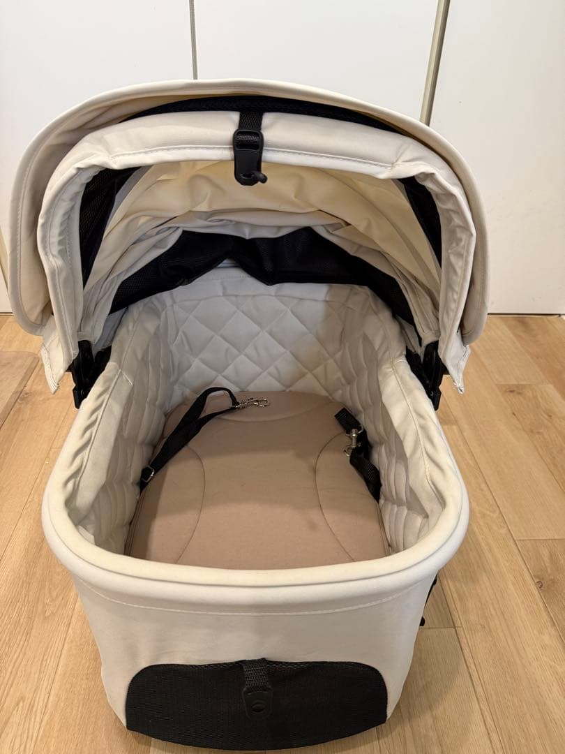 AIRBUGGY.wiz パールホワイト ペットカート