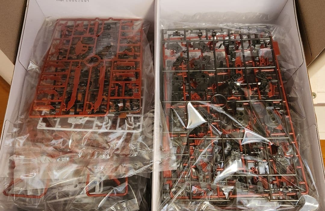 1/24 ヘキサギア アグニレイジ　コトブキヤ　箱ヘコミあり