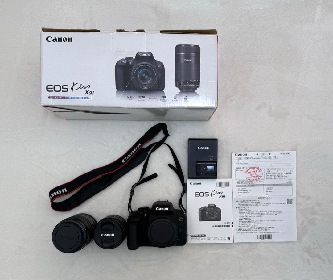 Canon EOS Kiss X9i デジタル　一眼レフ　カメラ