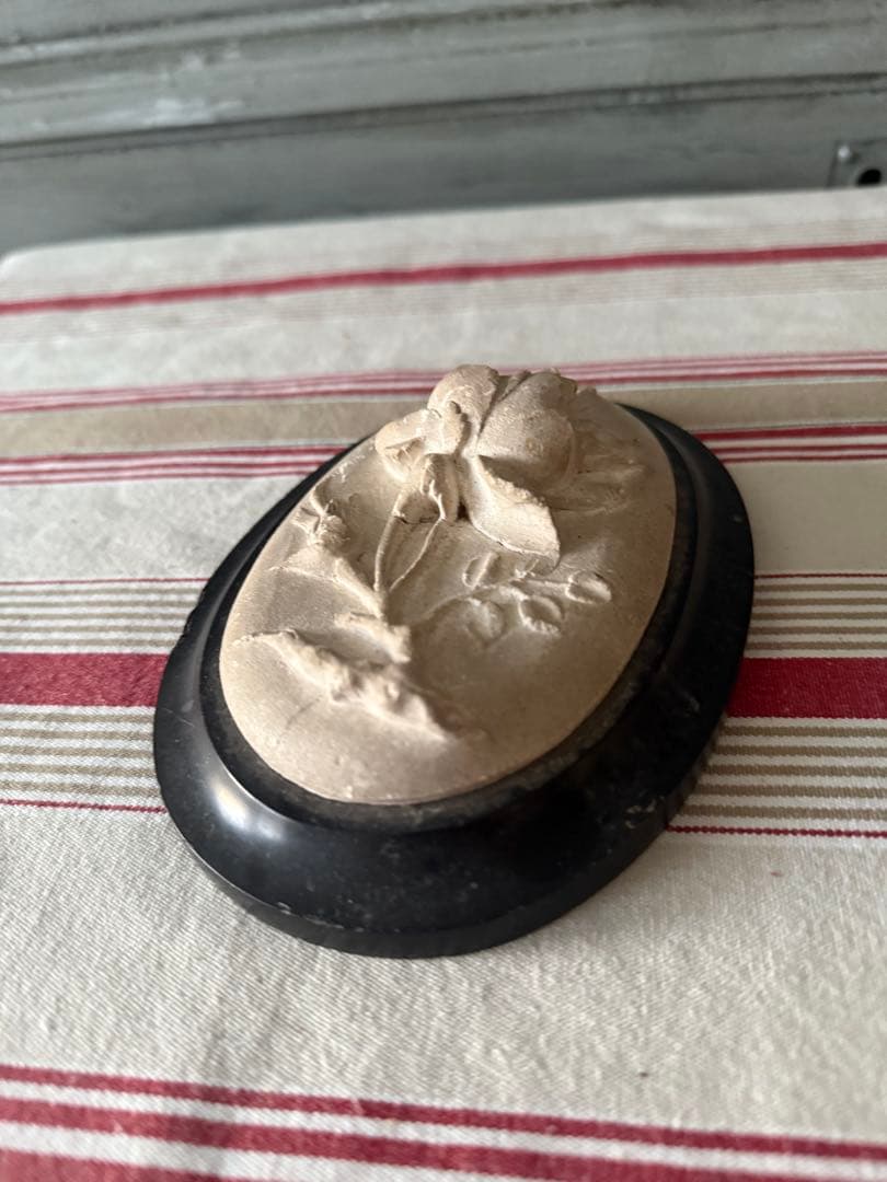 フランスアンティーク　花とバラの彫刻 アンティーク雑貨