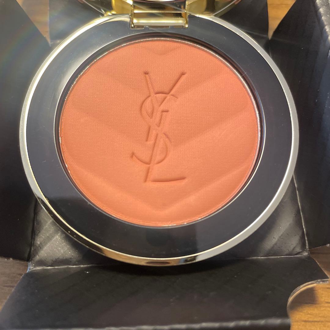 YSL メイクミーブラッシュパウダー06