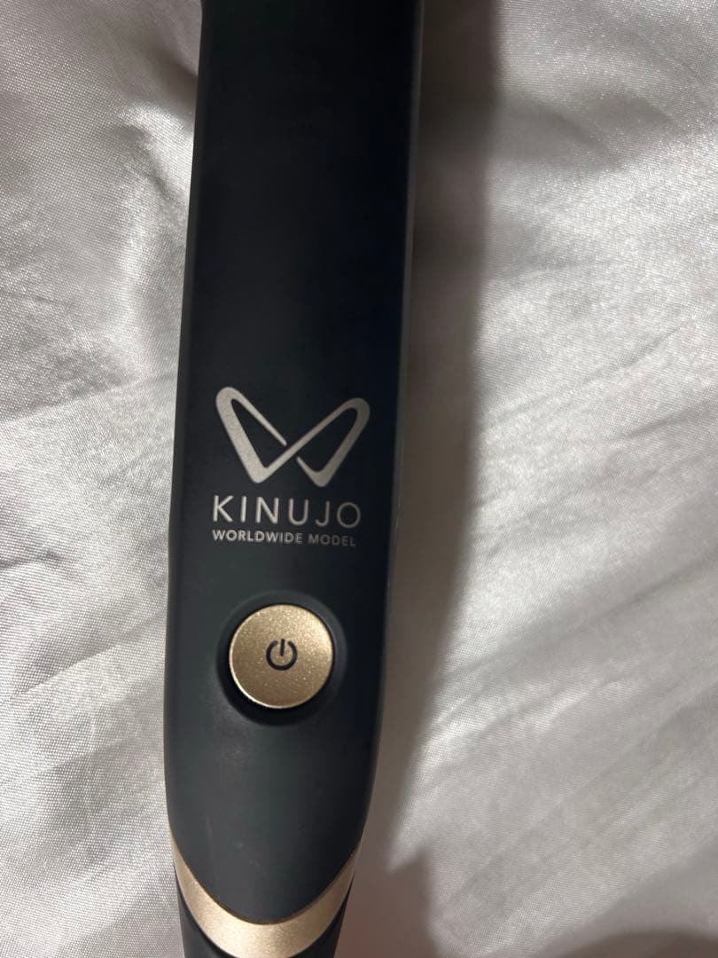 kinujo ストレートアイロン ブラック