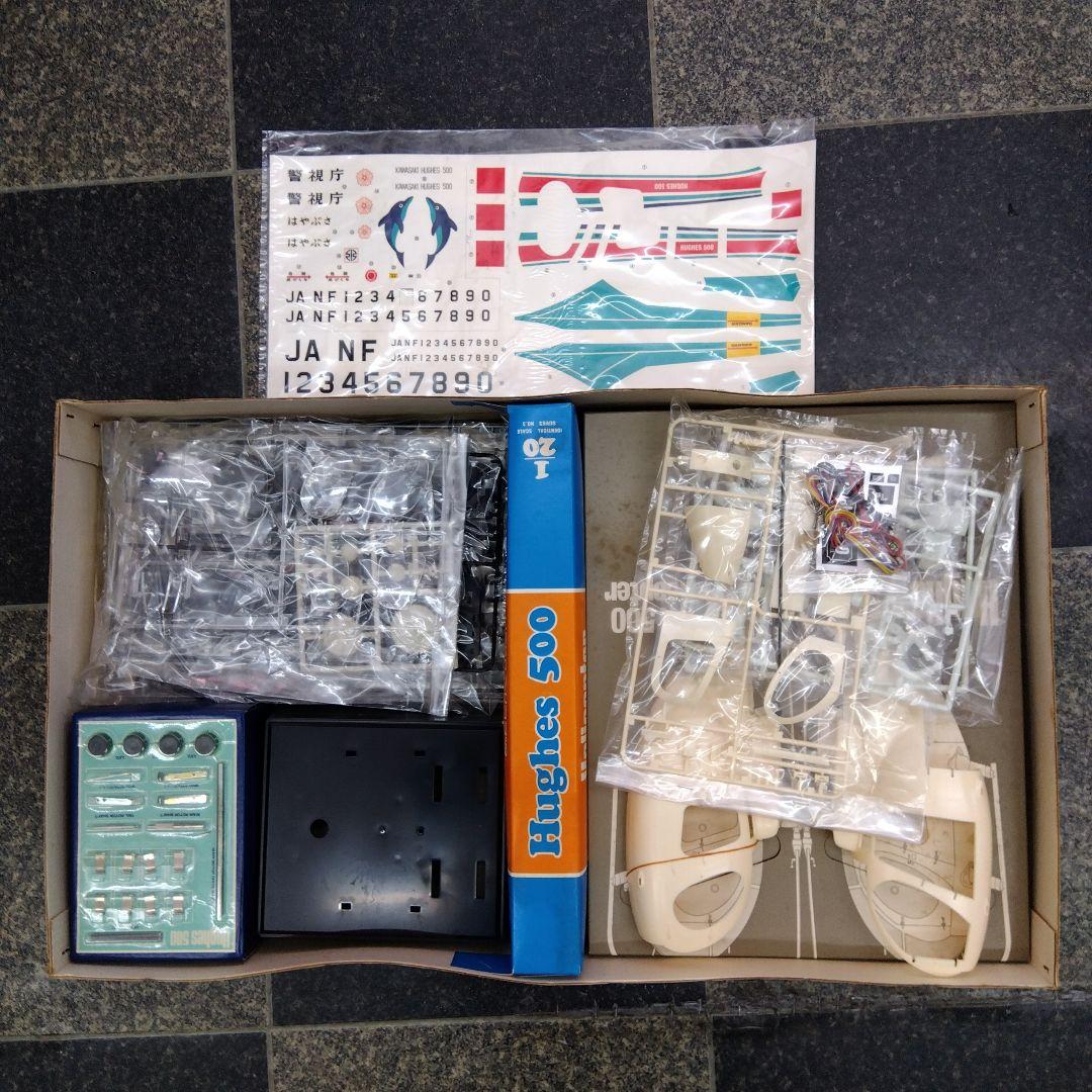 Hughes H500 ヘリコプタープラモデル 1/20