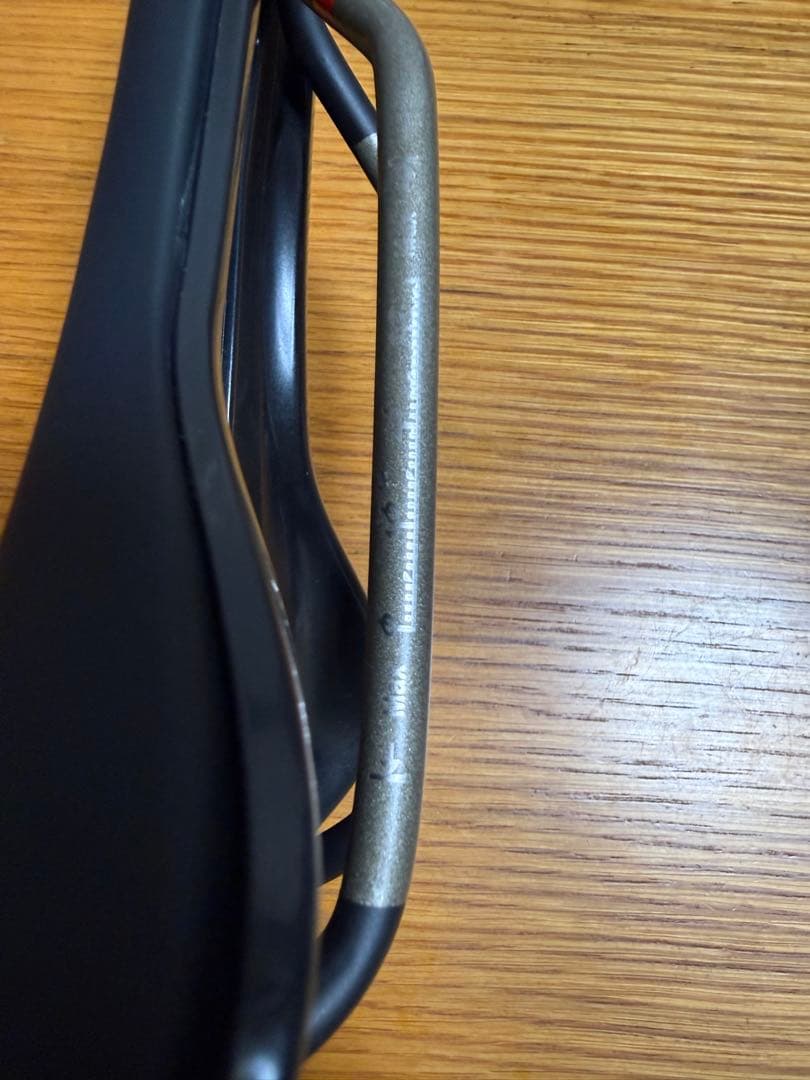 人気！Prologo Nago R5 PAS他サドルの合計3点セット乗り比べ