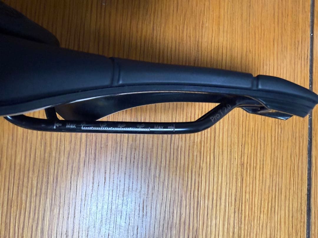 人気！Prologo Nago R5 PAS他サドルの合計3点セット乗り比べ