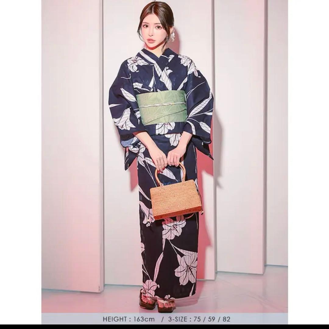 ストライプ紺地×大輪白百合浴衣3点セット 浴衣セット レディース浴衣　Tika