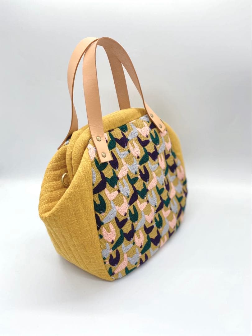 ミナペルホネン\"repo \"ハンドメイド アルミ口金バック