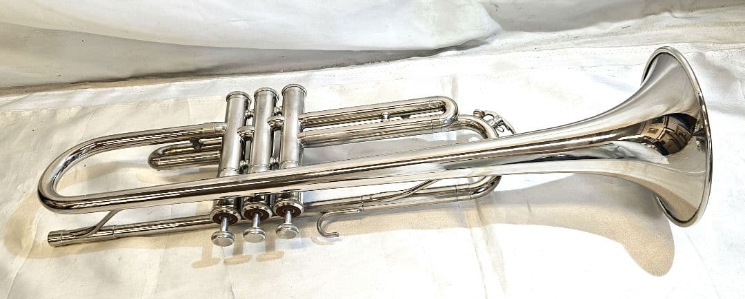 YAMAHA　ヤマハ　トランペット　YTR-135　199786　ケース付き