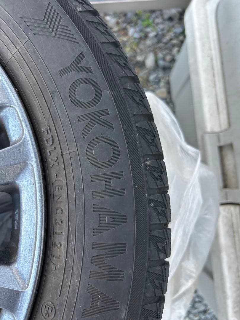 185/65R15 スタッドレスタイヤセット